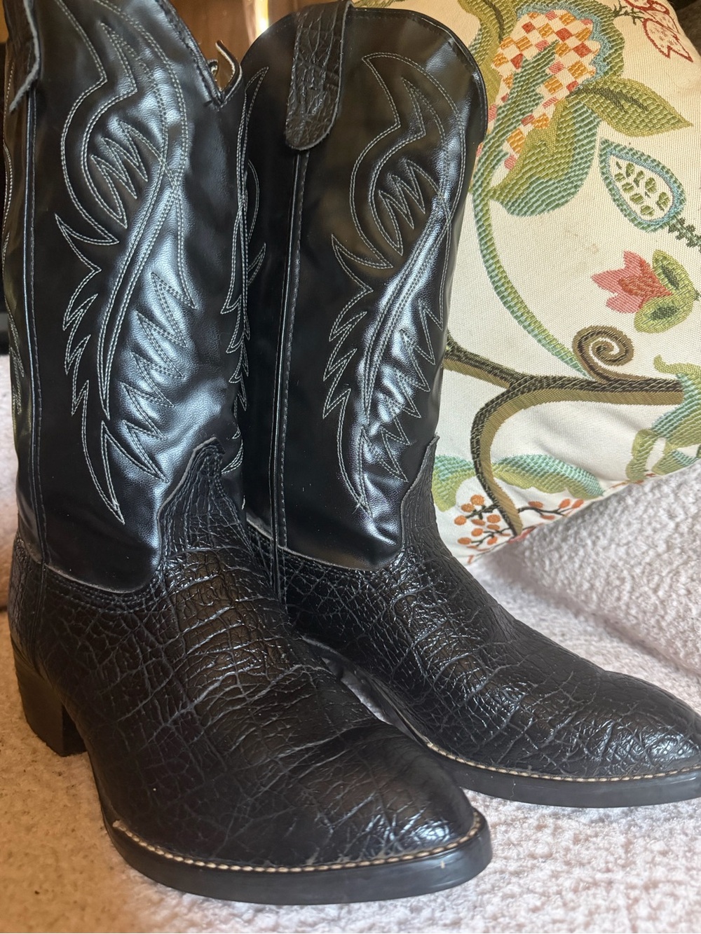 Men’s Bronco Vintage Black Croc-Embossed Faux Leather Cowboy Boot USA Made Sz 10